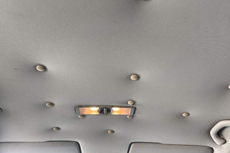 Used Volkswagen Lavida 2013 Revised Classic 1.6L Automatic Fashion Edition Headliner