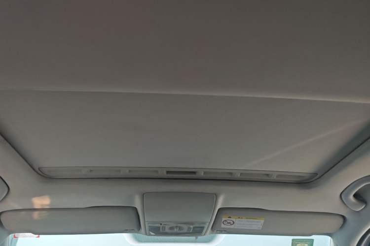 Used Volkswagen Lavida 2013 Revised Version 1.4 TSI DSG Comfort Edition Headliner