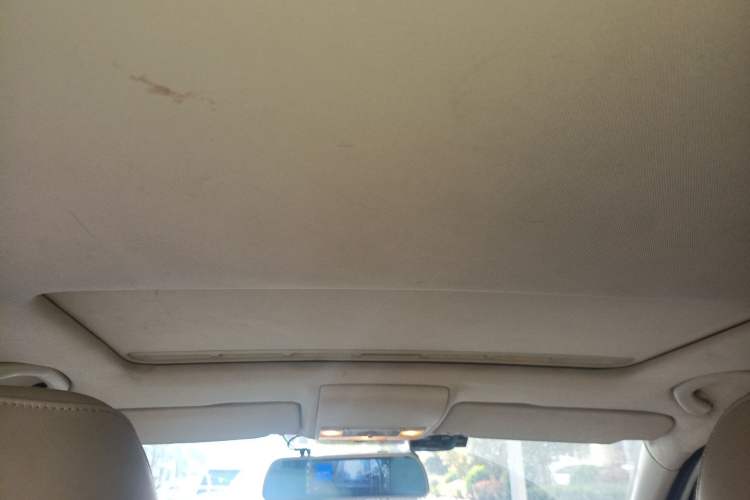 Used Volkswagen Lavida 2013 1.6L Manual Comfort Edition Headliner