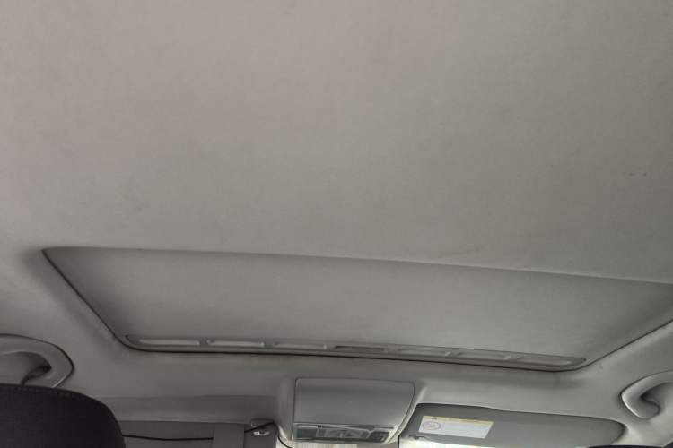Used Volkswagen Lavida 2013 Restyled Classic 1.6L Automatic Comfort Edition Headliner