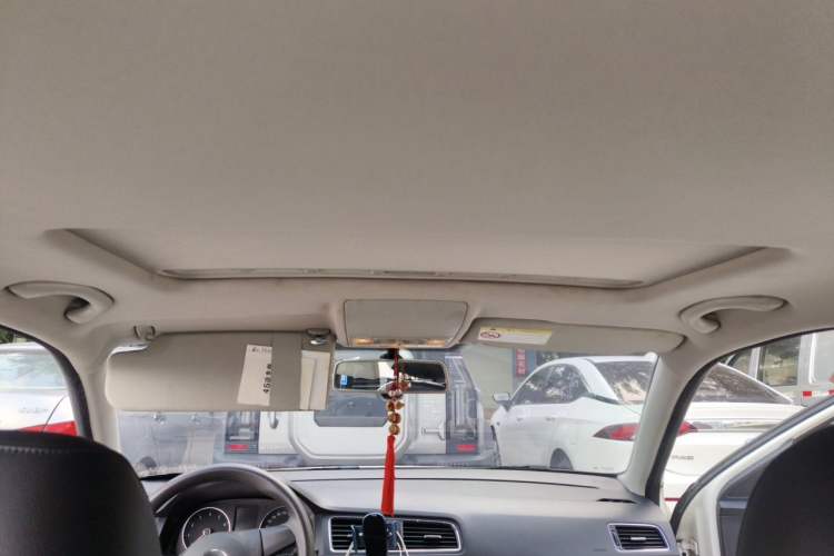 Used Volkswagen Lavida 2013 Restyled Classic 1.6L Automatic Comfort Edition Headliner