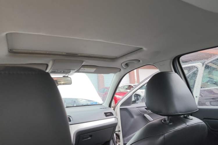 Used Volkswagen Lavida 2013 Restyled Classic 1.6L Manual Comfort Edition Headliner