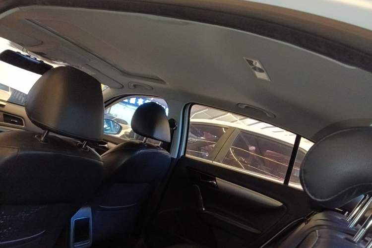 Used Volkswagen Lavida 2013 Restyled Classic 1.6L Automatic Comfort Edition Headliner