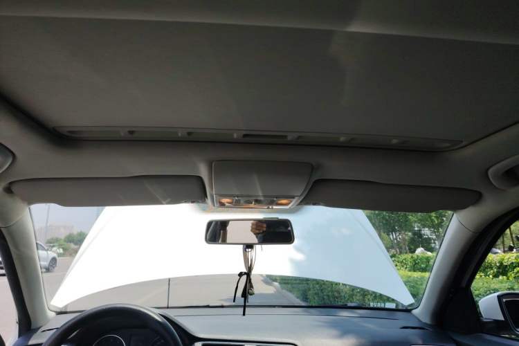Used Volkswagen Lavida 2013 Revised Version 1.4 TSI DSG Comfort Edition Headliner