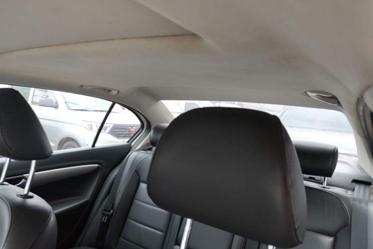 Used Volkswagen Lavida 2013 Restyled Classic 1.6L Automatic Comfort Edition Headliner