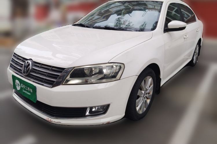 Used Volkswagen Lavida 2013 Restyled Classic 1.6L Manual Comfort Edition Guazi used car, China used car export, Used car for sale, Used  cars, Cheapest cars for sale