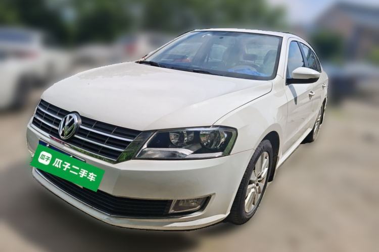 Used Volkswagen Lavida 2013 Restyled Classic 1.6L Manual Comfort Edition Guazi used car, China used car export, Used car for sale, Used  cars, Cheapest cars for sale