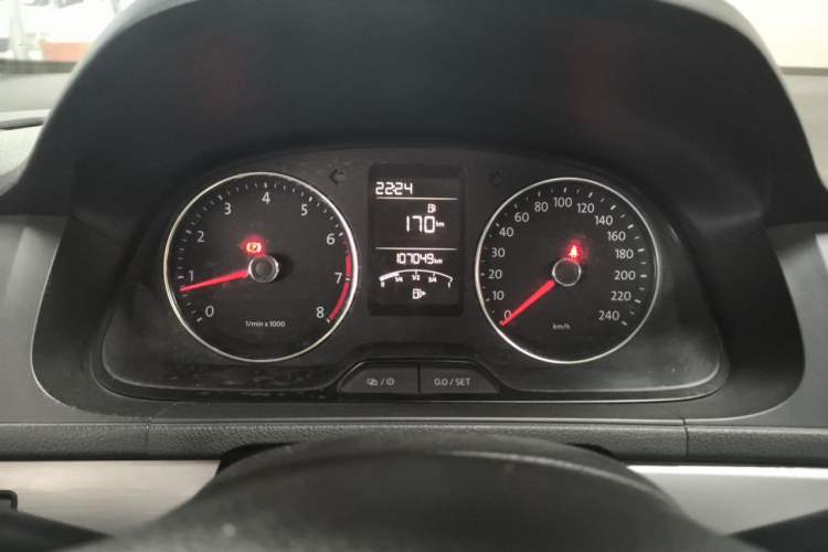 Used Volkswagen Lavida 2013 Restyled Classic 1.6L Manual Comfort Edition Instrument Cluster
