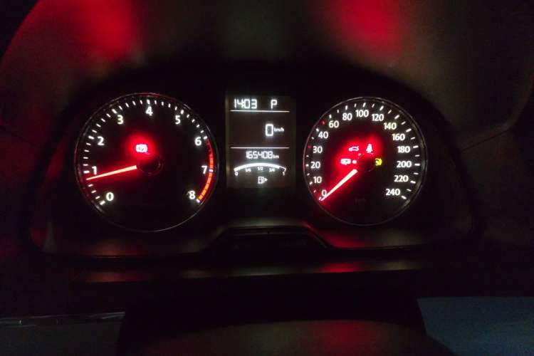 Used Volkswagen Lavida 2013 Revised Version 1.4 TSI DSG Luxury Edition Instrument Cluster