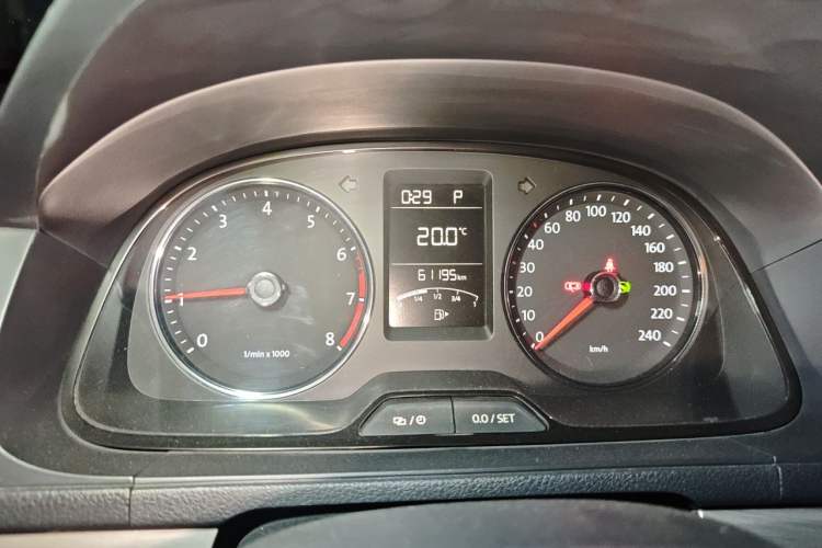 Used Volkswagen Lavida 2013 Restyled Classic 1.6L Automatic Comfort Edition Instrument Cluster