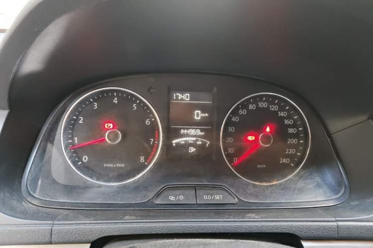 Used Volkswagen Lavida 2013 Restyled Classic 1.6L Manual Comfort Edition Instrument Cluster