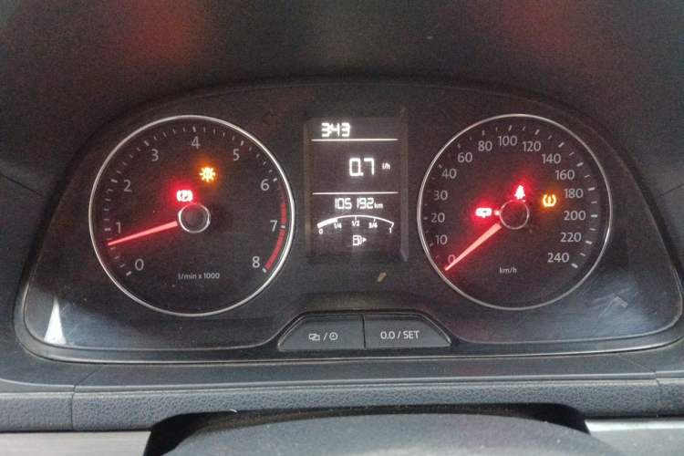 Used Volkswagen Lavida 2013 Restyled Classic 1.6L Manual Comfort Edition Instrument Cluster