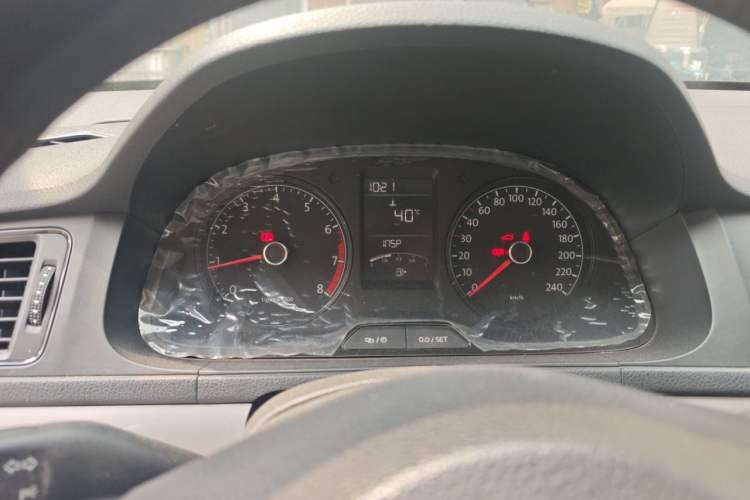 Used Volkswagen Lavida 2013 Revised Classic 1.6L Manual Fashion Edition Instrument Cluster