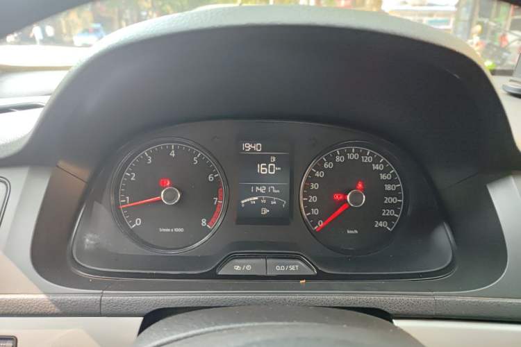 Used Volkswagen Lavida 2013 Classic 1.6L Manual Fashion Edition Instrument Cluster