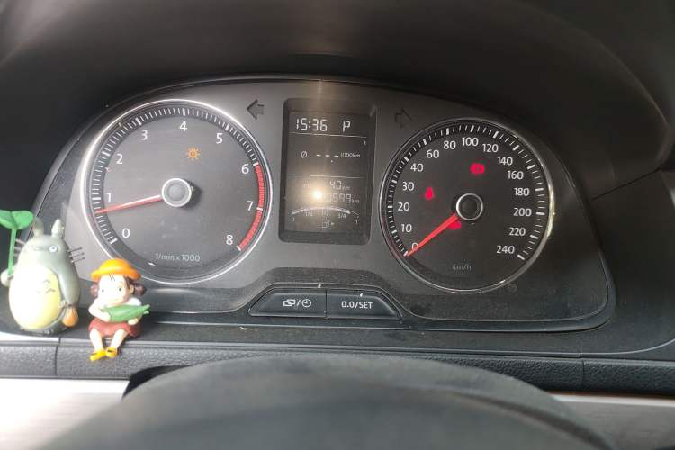 Used Volkswagen Lavida 2013 1.4TSI DSG Comfort Edition Instrument Cluster