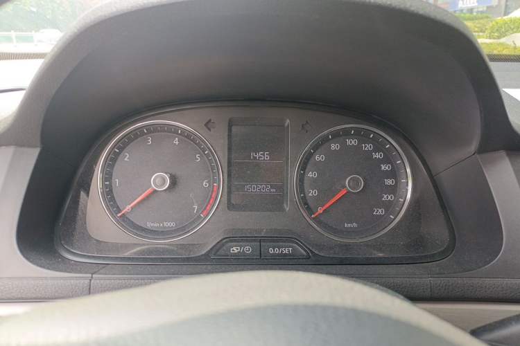 Used Volkswagen Lavida 2013 1.6L Manual Fashion Edition Instrument Cluster