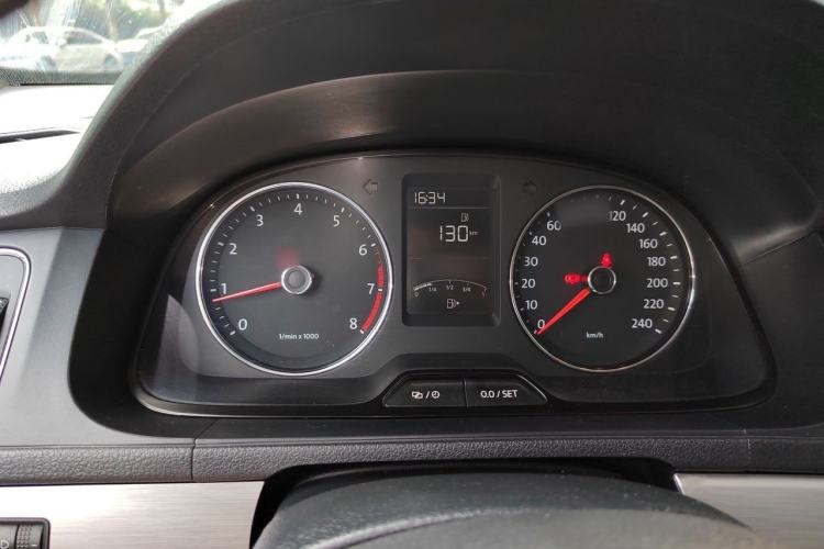 Used Volkswagen Lavida 2013 Restyled Classic 1.6L Manual Comfort Edition Instrument Cluster