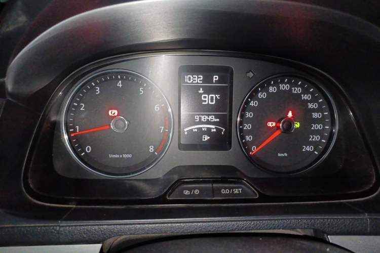 Used Volkswagen Lavida 2013 Revised Version 1.4 TSI DSG Comfort Edition Instrument Cluster