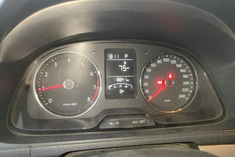 Used Volkswagen Lavida 2013 Restyled Classic 1.6L Automatic Comfort Edition Instrument Cluster
