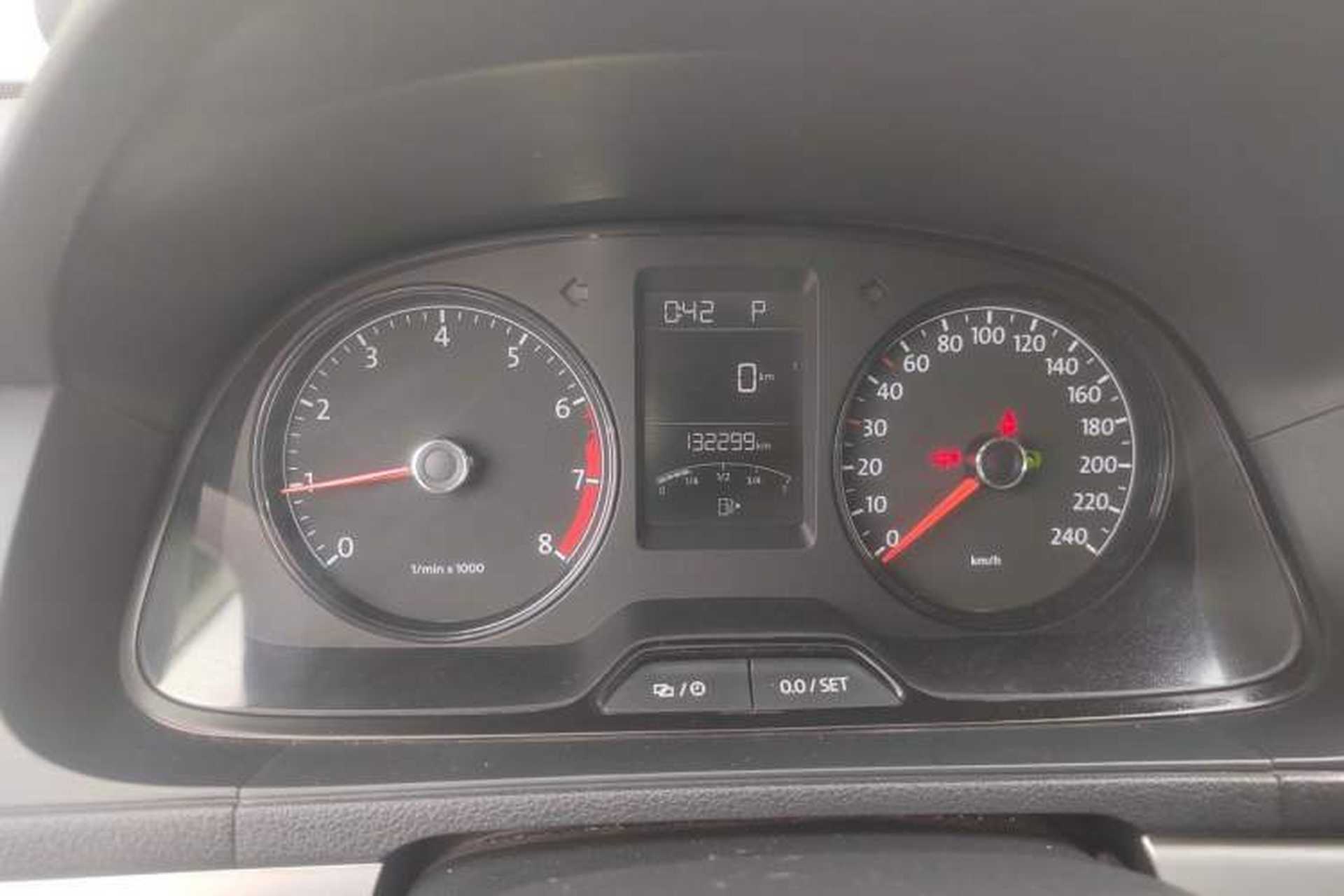 Used Volkswagen Lavida 2013 Revised Classic 1.6L Automatic Fashion Edition Instrument Cluster