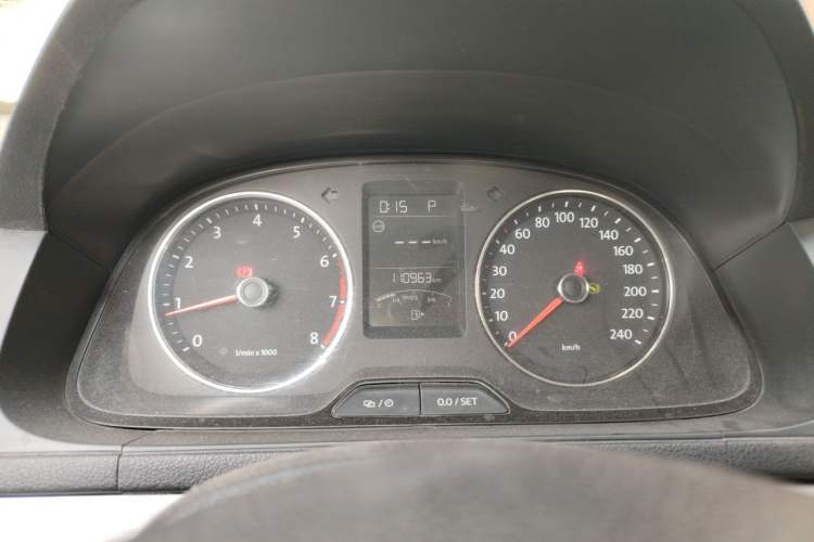 Used Volkswagen Lavida 2013 Restyled Classic 1.6L Automatic Comfort Edition Instrument Cluster