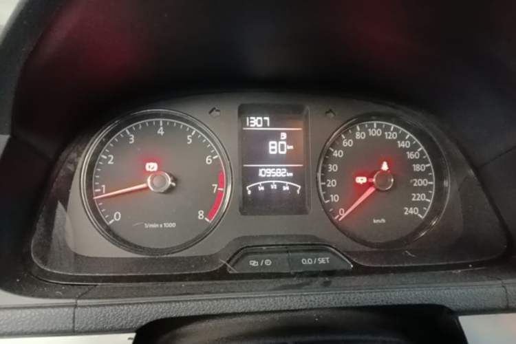 Used Volkswagen Lavida 2013 Revised Classic 1.6L Manual Fashion Edition Instrument Cluster