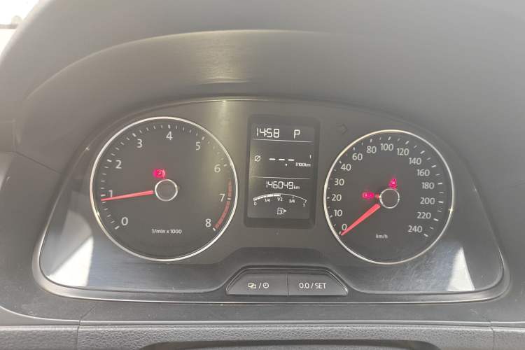 Used Volkswagen Lavida 2013 Revised Version 1.4 TSI DSG Comfort Edition Instrument Cluster