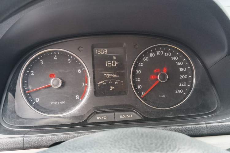 Used Volkswagen Lavida 2013 Revised Version 1.4 TSI Manual Comfort Edition Instrument Cluster