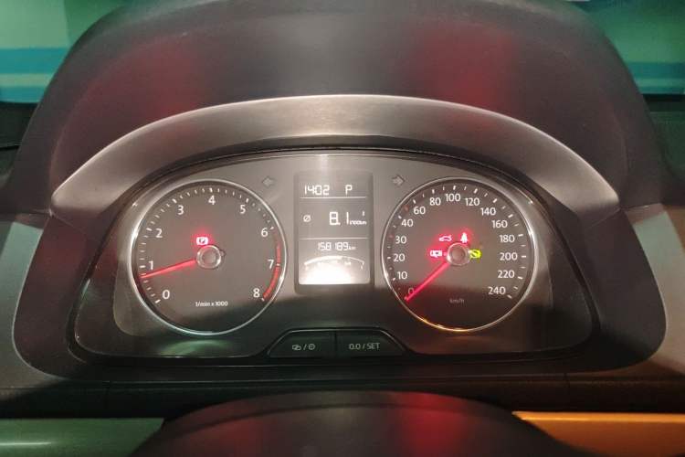 Used Volkswagen Lavida 2013 Restyled Classic 1.6L Automatic Comfort Edition Instrument Cluster