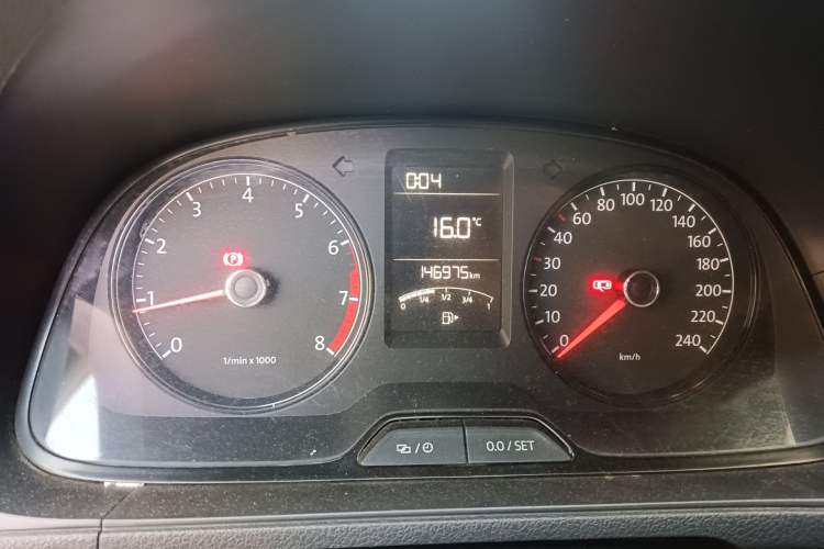 Used Volkswagen Lavida 2013 Revised Classic 1.6L Manual Fashion Edition Instrument Cluster