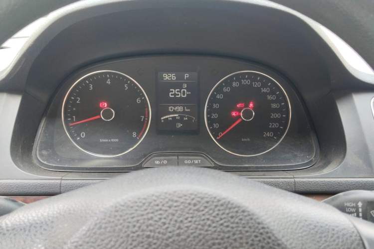 Used Volkswagen Lavida 2013 Restyled Classic 1.6L Automatic Comfort Edition Instrument Cluster