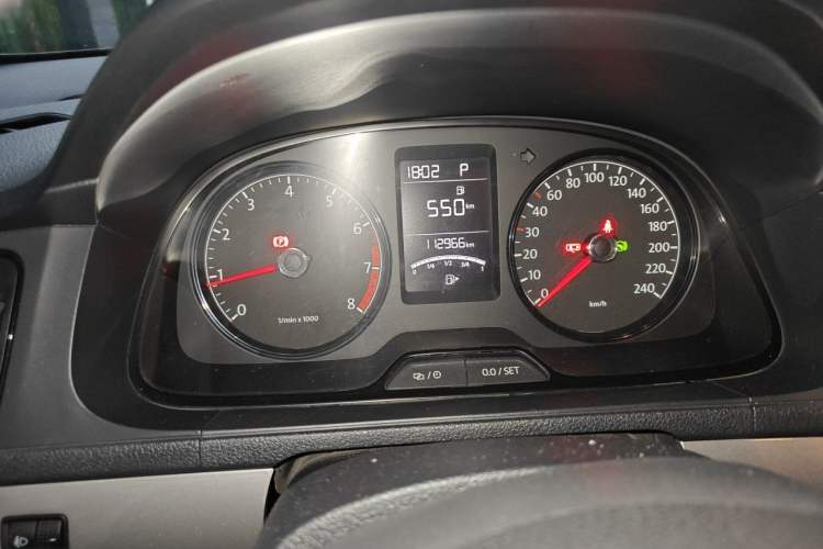 Used Volkswagen Lavida 2013 Revised Classic 1.6L Automatic Fashion Edition Instrument Cluster