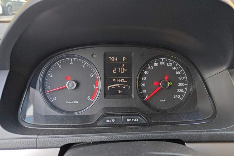 Used Volkswagen Lavida 2013 Revised Classic 1.6L Automatic Fashion Edition Instrument Cluster