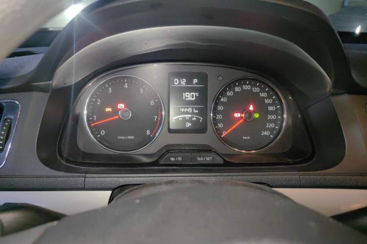Used Volkswagen Lavida 2013 Revised Version 1.4 TSI DSG Comfort Edition Instrument Cluster