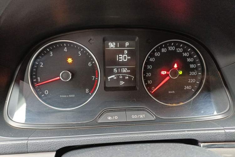 Used Volkswagen Lavida 2013 Restyled Classic 1.6L Automatic Comfort Edition Instrument Cluster