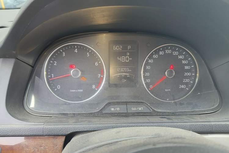 Used Volkswagen Lavida 2013 Revised Version 1.4 TSI DSG Comfort Edition Instrument Cluster