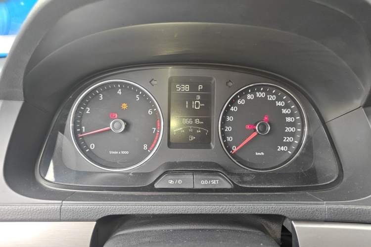 Used Volkswagen Lavida 2013 Restyled Classic 1.6L Automatic Comfort Edition Instrument Cluster
