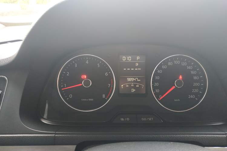 Used Volkswagen Lavida 2013 Revised Version 1.4 TSI DSG Comfort Edition Instrument Cluster