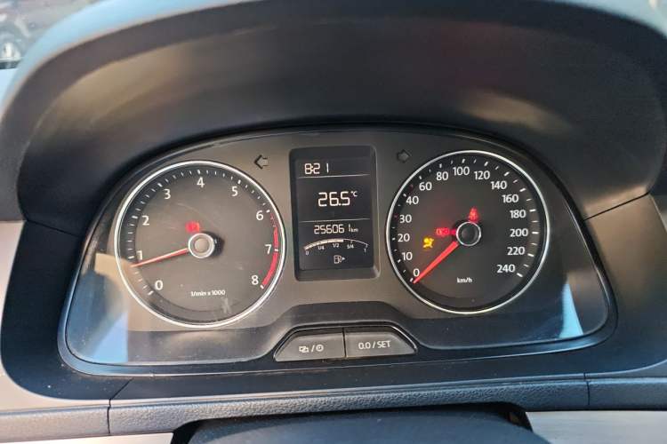 Used Volkswagen Lavida 2013 Restyled Classic 1.6L Manual Comfort Edition Instrument Cluster