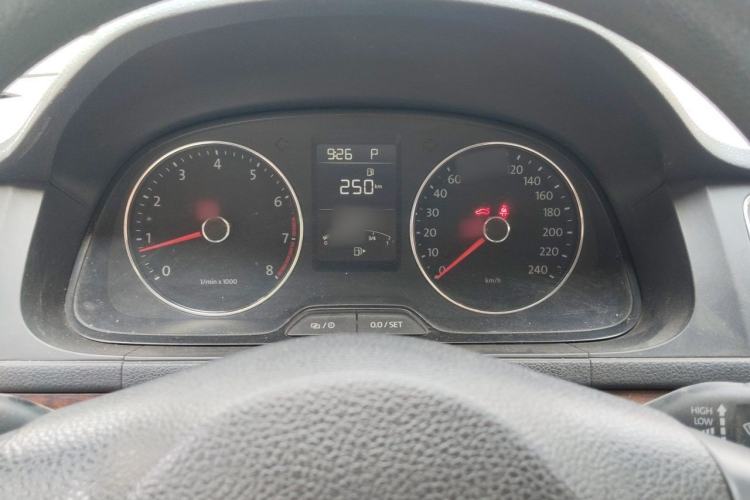 Used Volkswagen Lavida 2013 Restyled Classic 1.6L Automatic Comfort Edition Instrument Cluster