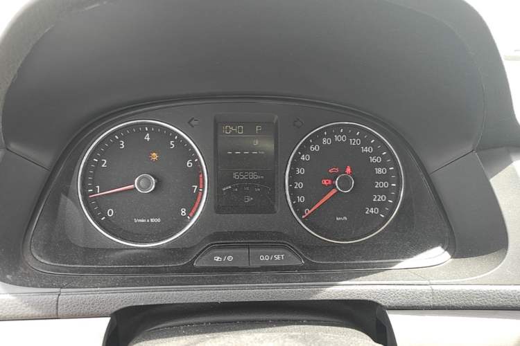 Used Volkswagen Lavida 2013 Restyled Classic 1.6L Automatic Comfort Edition Instrument Cluster