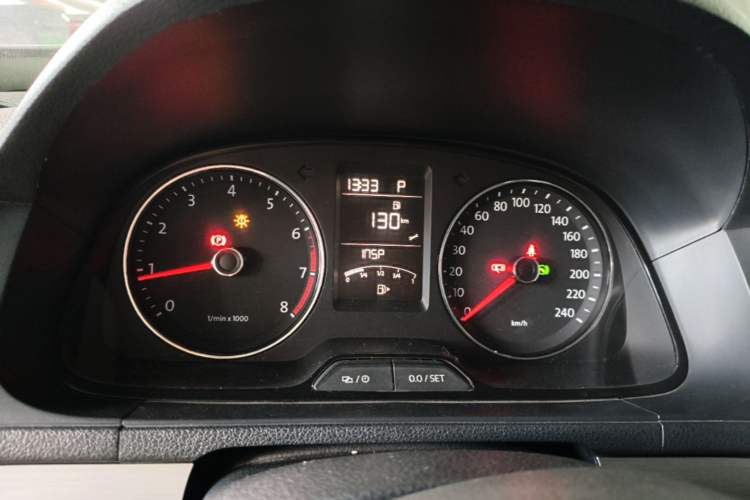 Used Volkswagen Lavida 2013 Restyled Classic 1.6L Automatic Comfort Edition Instrument Cluster