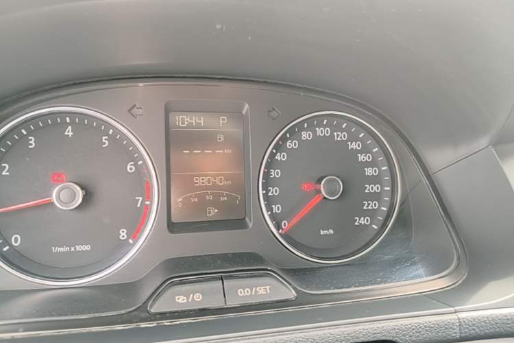 Used Volkswagen Lavida 2013 Restyled Classic 1.6L Automatic Comfort Edition Instrument Cluster