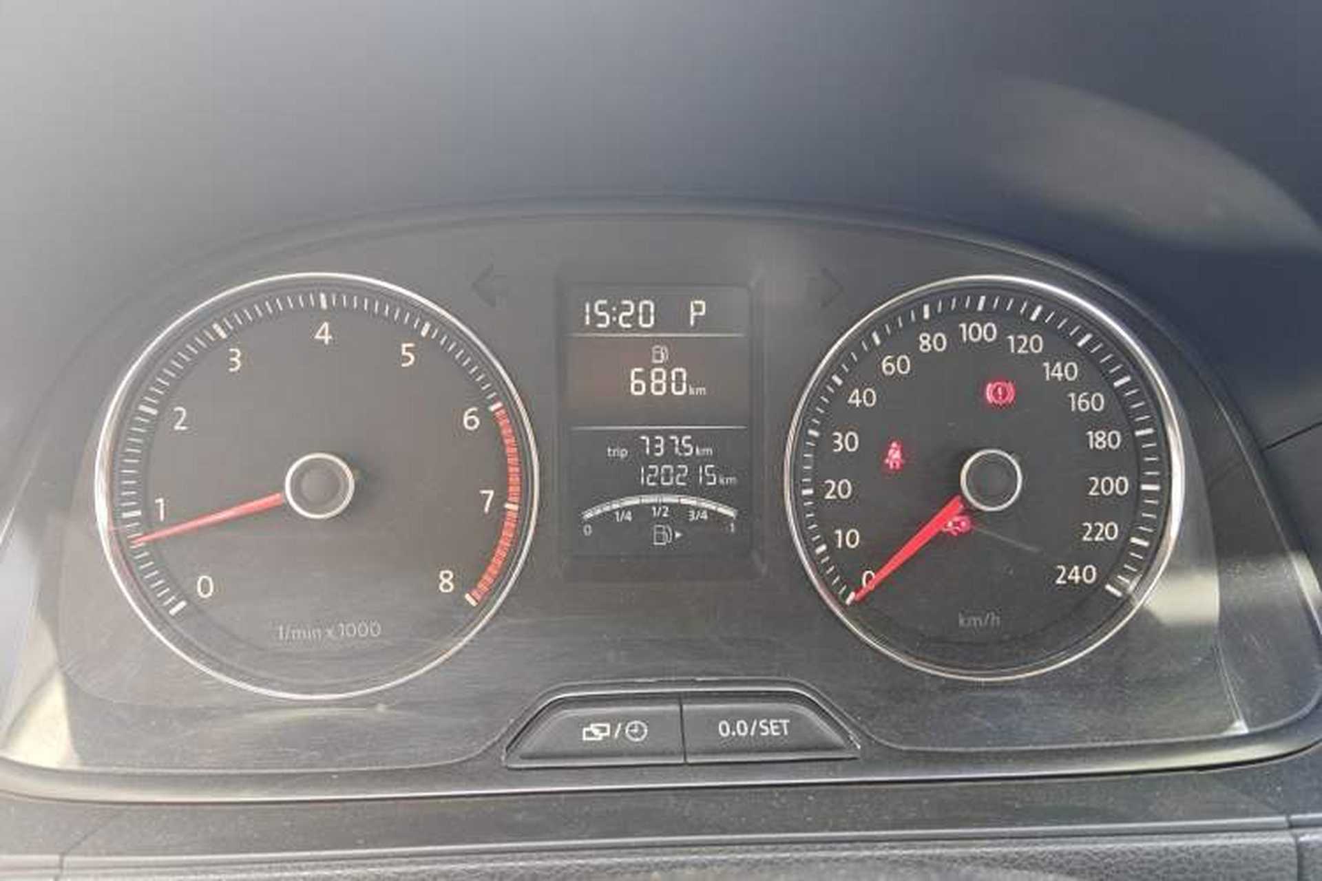 Used Volkswagen Lavida 2013 1.4TSI DSG Comfort Edition Instrument Cluster