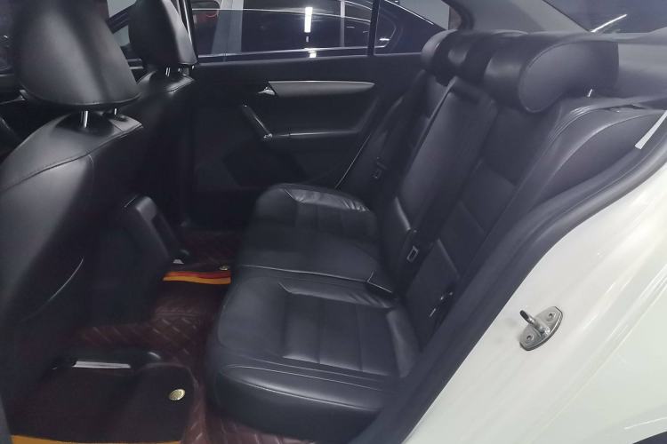 Used Volkswagen Lavida 2013 Revised Version 1.4 TSI DSG Comfort Edition Interior 1