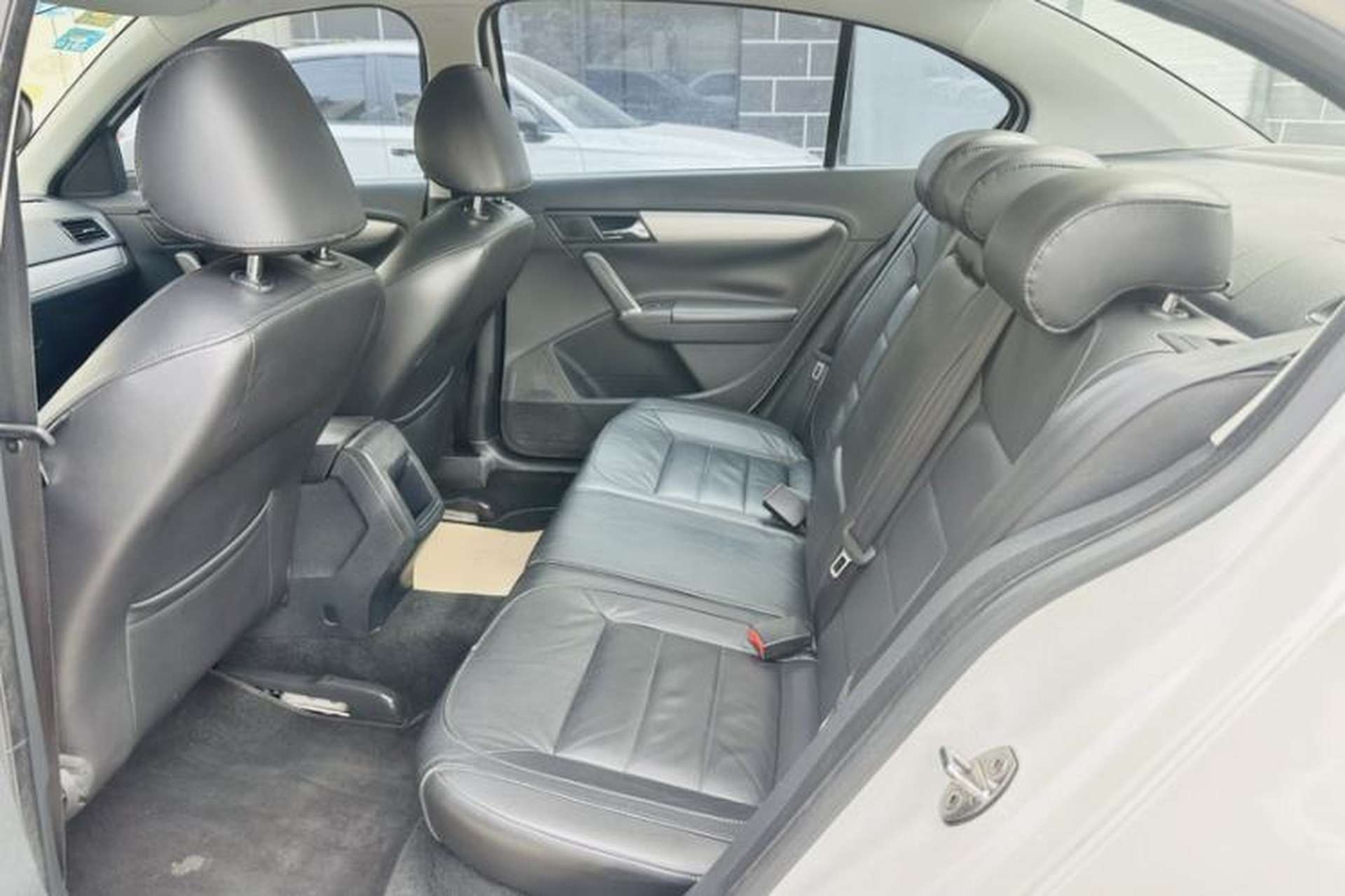 Used Volkswagen Lavida 2013 Restyled Classic 1.6L Automatic Comfort Edition Interior 8