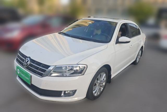 Used Volkswagen Lavida 2013 Restyled Classic 1.6L Manual Comfort Edition
