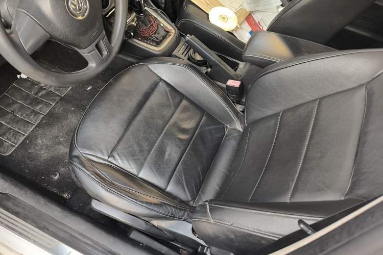 Used Volkswagen Lavida 2013 Restyled Classic 1.6L Automatic Comfort Edition Left Front Seat
