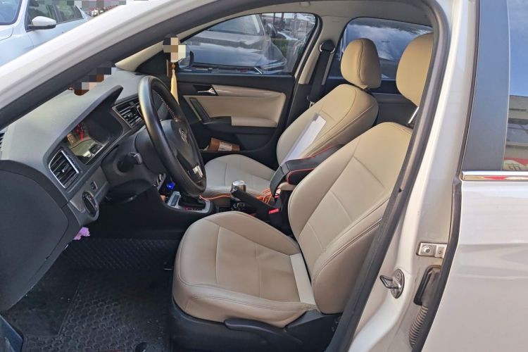 Used Volkswagen Lavida 2013 Revised Classic 1.6L Automatic Fashion Edition Left Front Seat