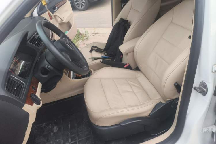 Used Volkswagen Lavida 2013 Restyled Classic 1.6L Automatic Comfort Edition Left Front Seat